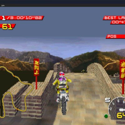 Du cross sur la muraille de Chine.